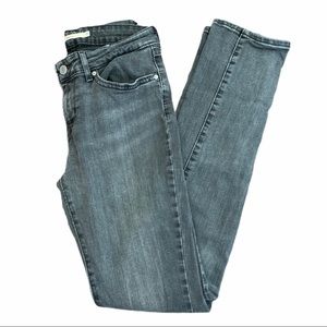 Levi’s 712 Slim Black Skinny Jeans